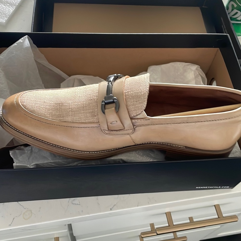 Never worn